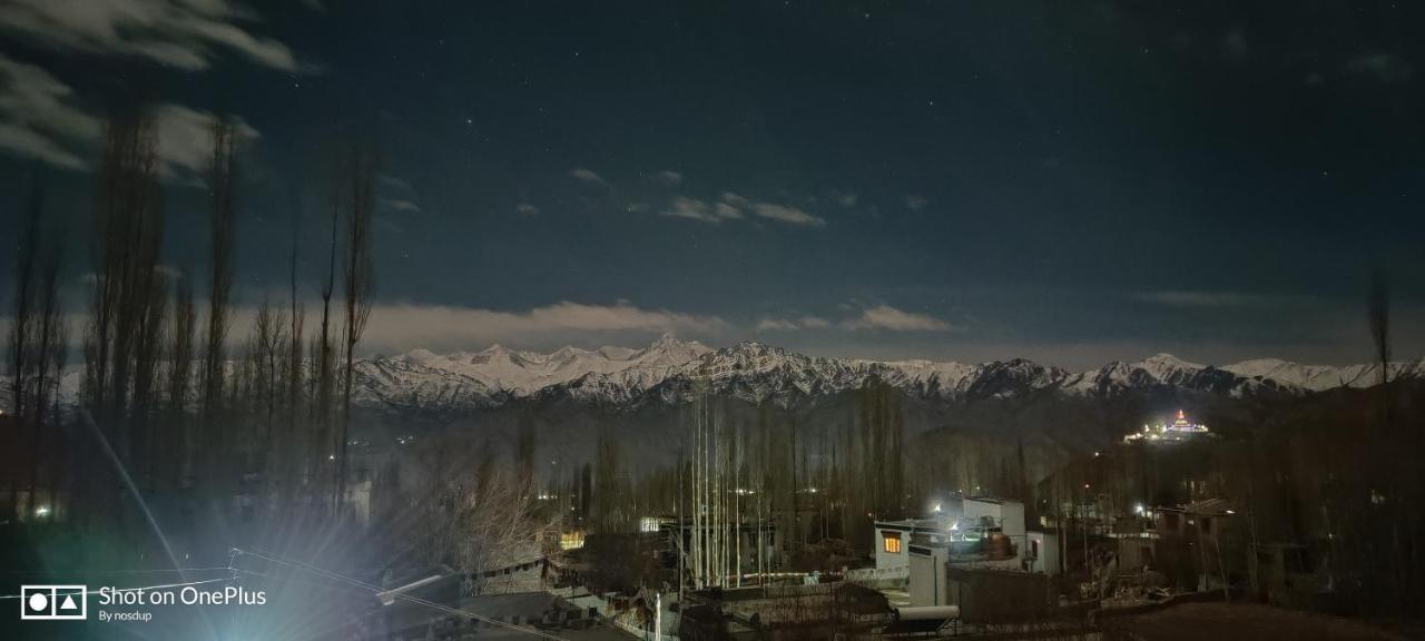Ladakh Country Inn Leh Exterior foto